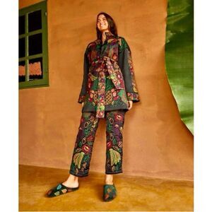 NEW FARM Rio Black Pants Embroidered Intricate Tropical Embroidery Satin Size M